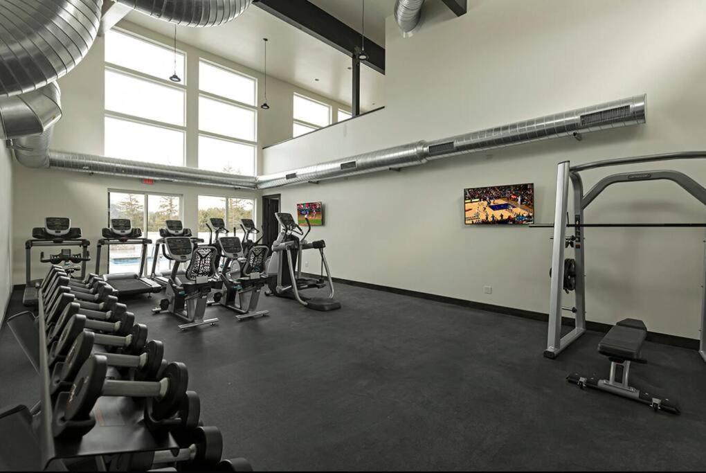 Brand New Upscale Home- Best Location! 와이트피쉬 외부 사진