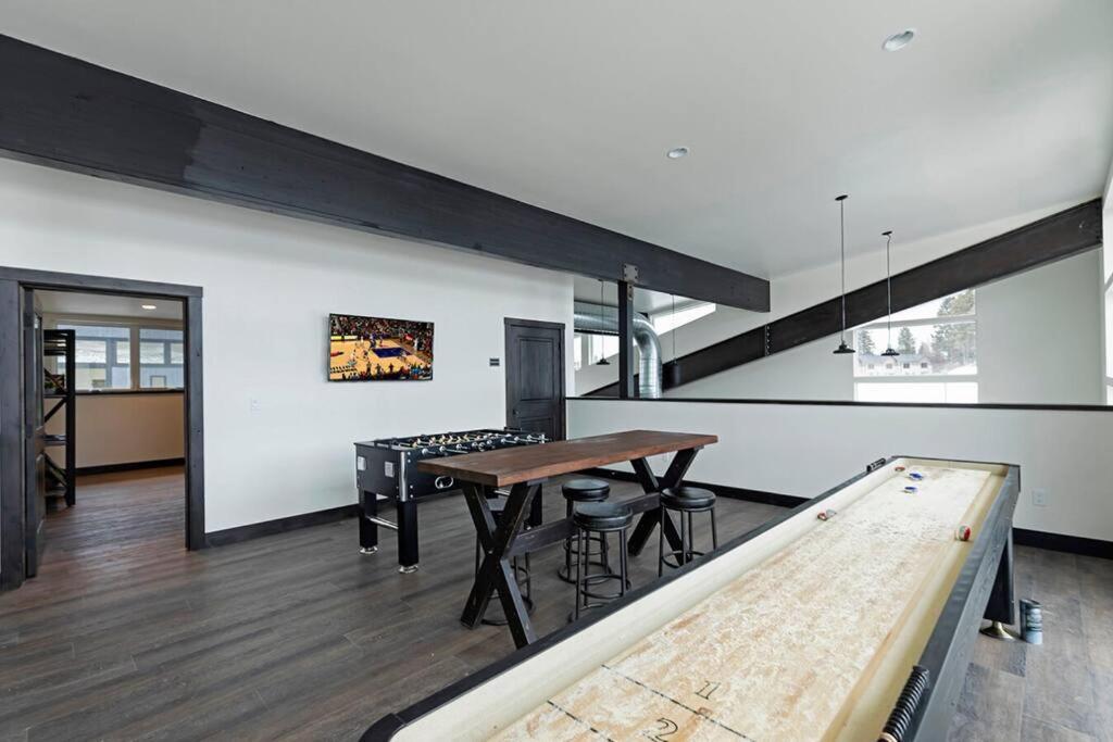 Brand New Upscale Home- Best Location! 와이트피쉬 외부 사진